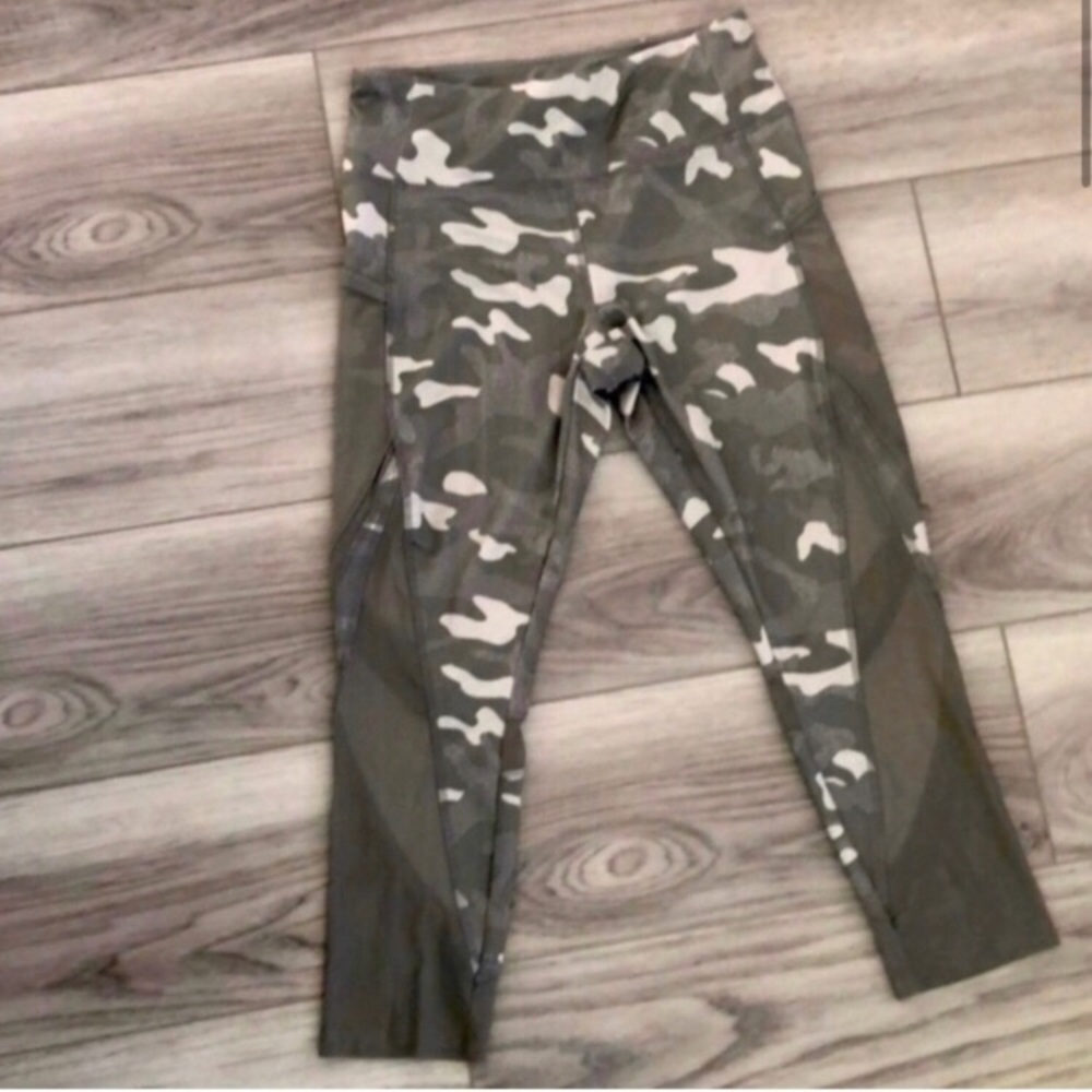 💪🏽Vogo Camo Mesh Crops